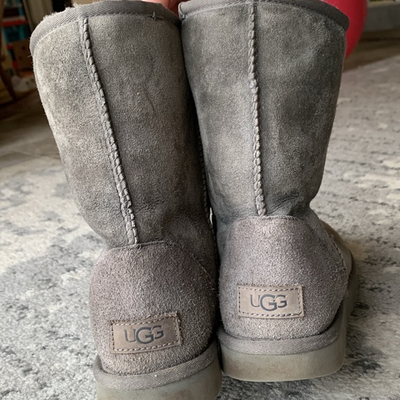 Grey Classic Ugg Boots Size 9 - Picture 5 of 10